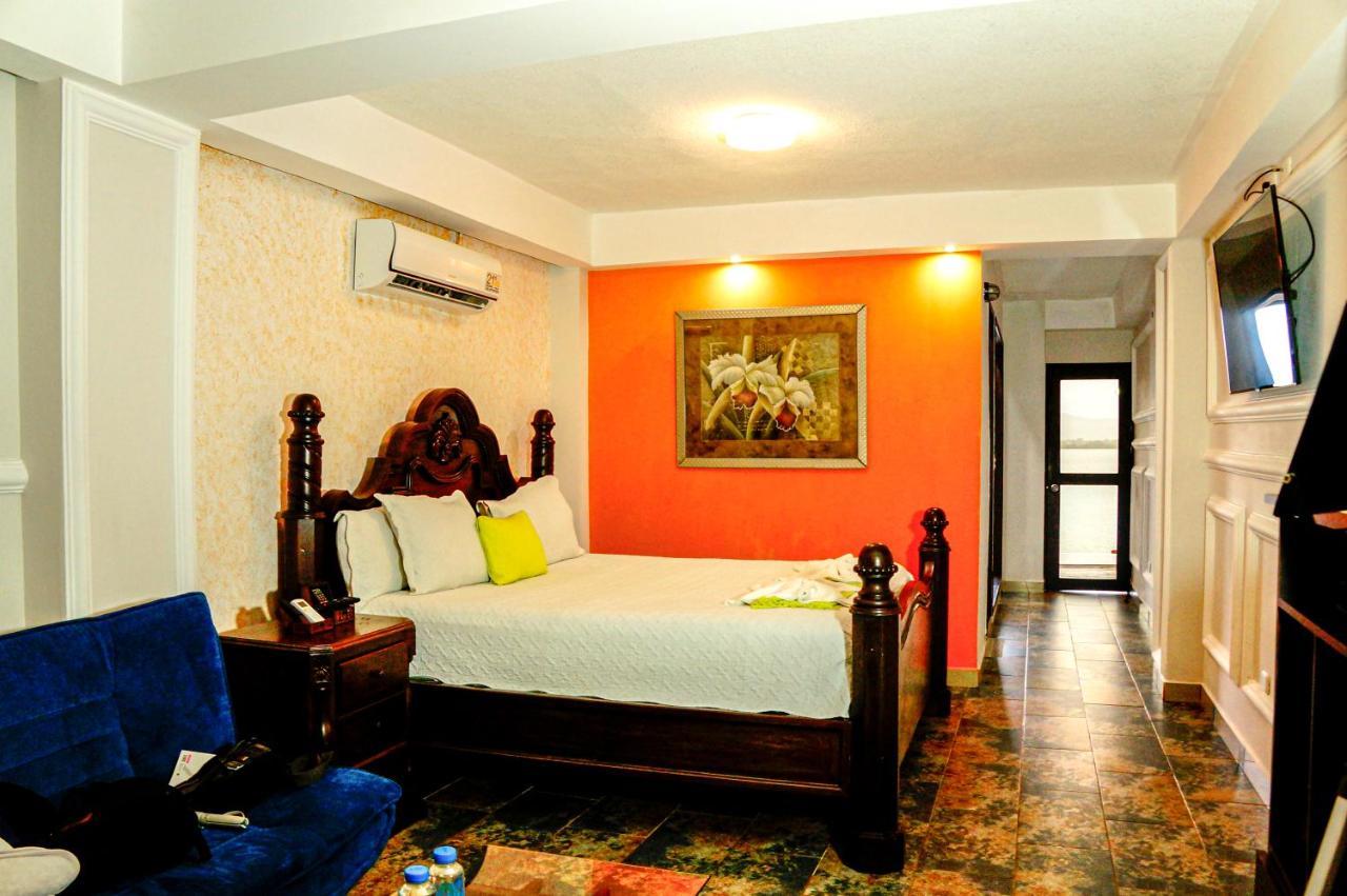 Hotel Mi Paraiso Rio Dulce Castillo de San Felipe Dış mekan fotoğraf