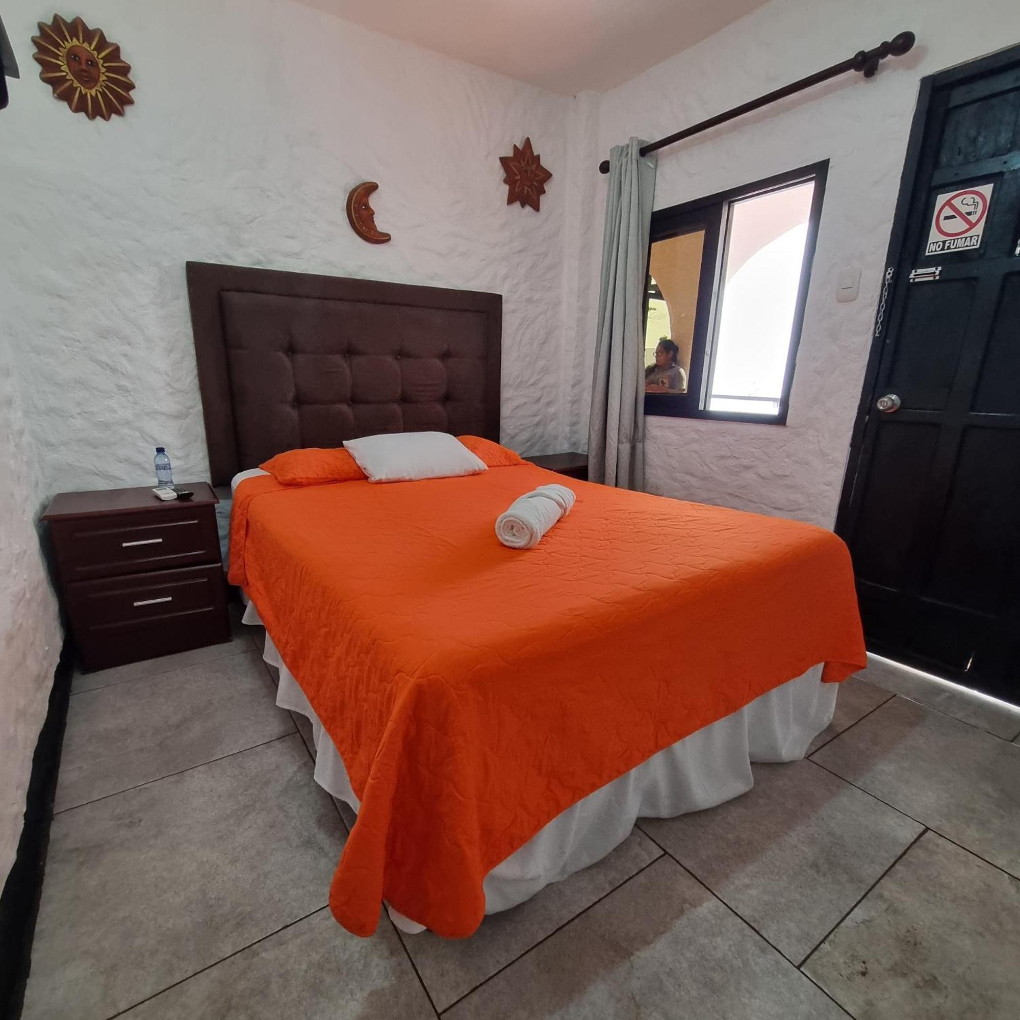 Hotel Mi Paraiso Rio Dulce Castillo de San Felipe Dış mekan fotoğraf